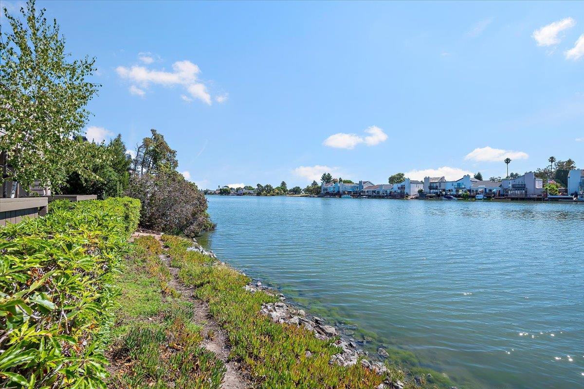 Detail Gallery Image 33 of 45 For 69 Cove Ln, Redwood City,  CA 94065 - 1 Beds | 1 Baths