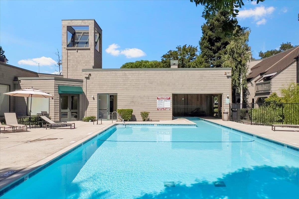 Detail Gallery Image 34 of 45 For 69 Cove Ln, Redwood City,  CA 94065 - 1 Beds | 1 Baths