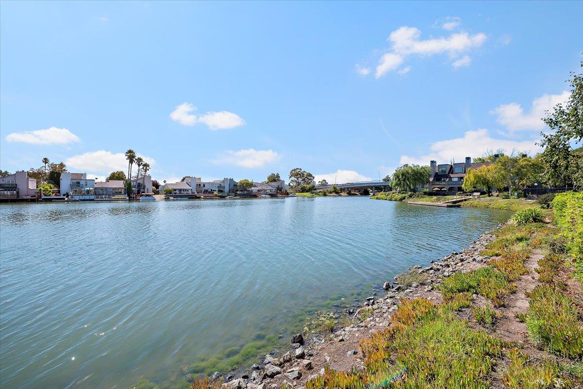 Detail Gallery Image 43 of 45 For 69 Cove Ln, Redwood City,  CA 94065 - 1 Beds | 1 Baths