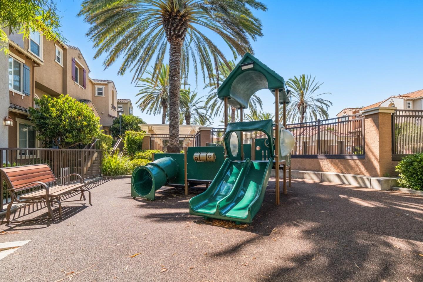 Detail Gallery Image 44 of 46 For 1898 Garzoni Pl, Santa Clara,  CA 95054 - 3 Beds | 2/1 Baths