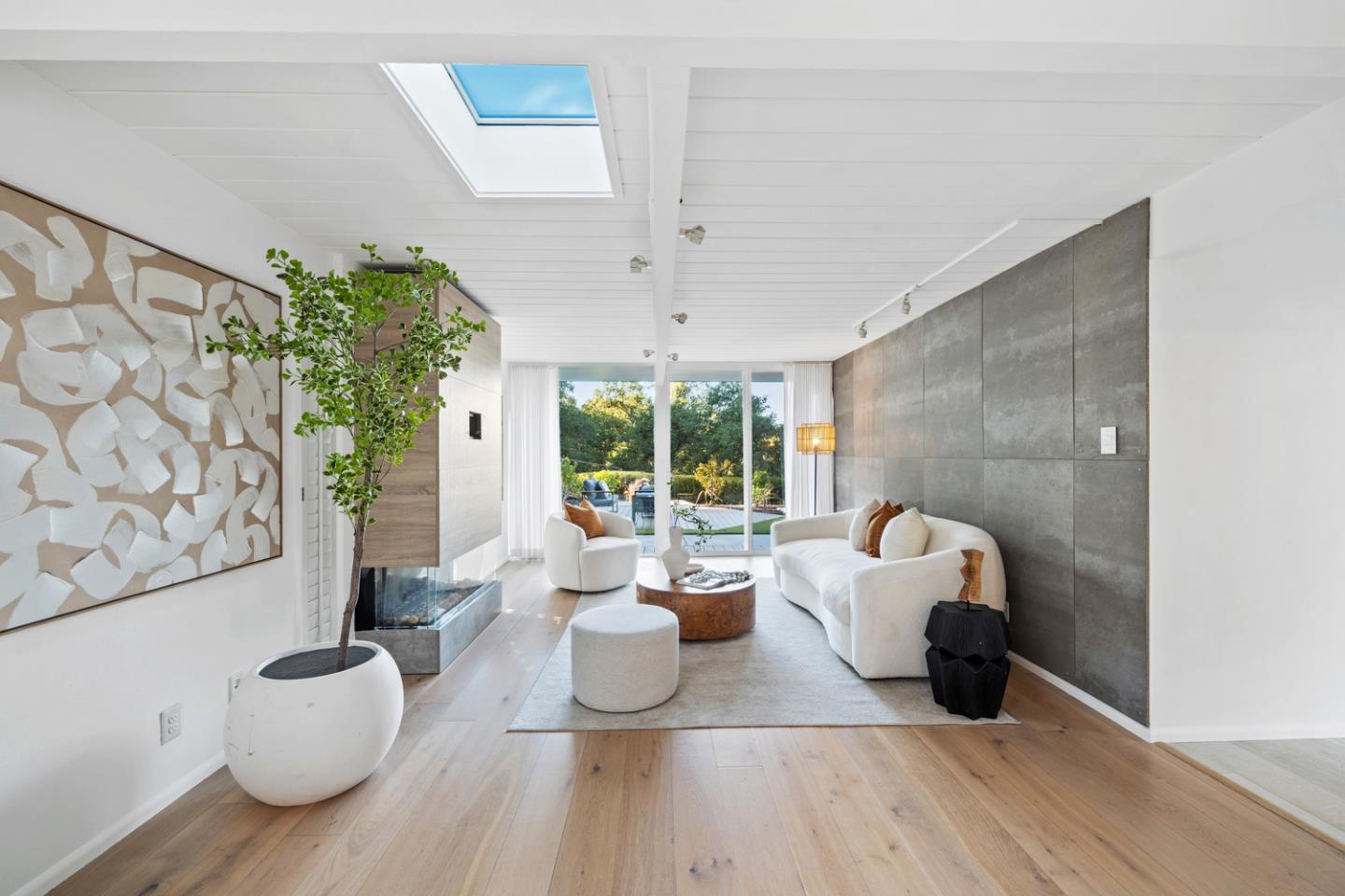 Detail Gallery Image 18 of 40 For 2272 Bunker Hill Dr, San Mateo,  CA 94402 - 4 Beds | 2 Baths