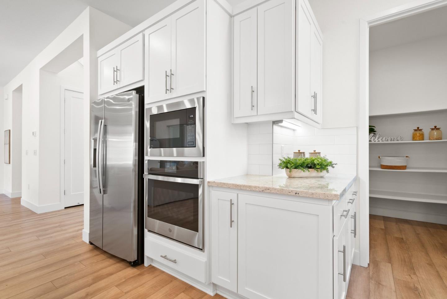 Detail Gallery Image 18 of 81 For 105 Shady Oak Way, Scotts Valley,  CA 95066 - 4 Beds | 3/1 Baths