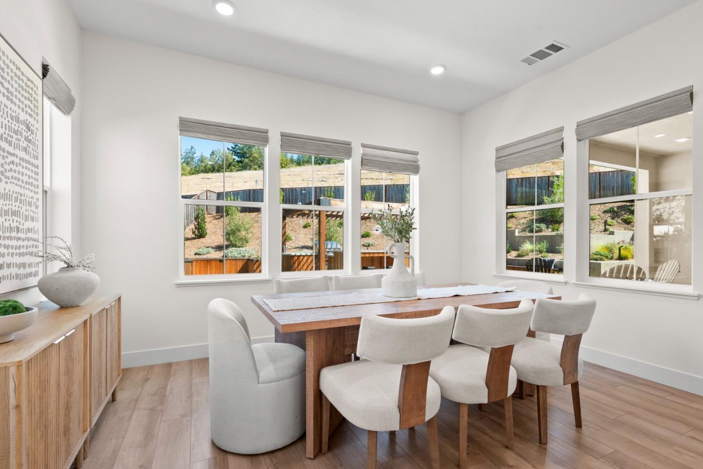 Detail Gallery Image 21 of 81 For 105 Shady Oak Way, Scotts Valley,  CA 95066 - 4 Beds | 3/1 Baths