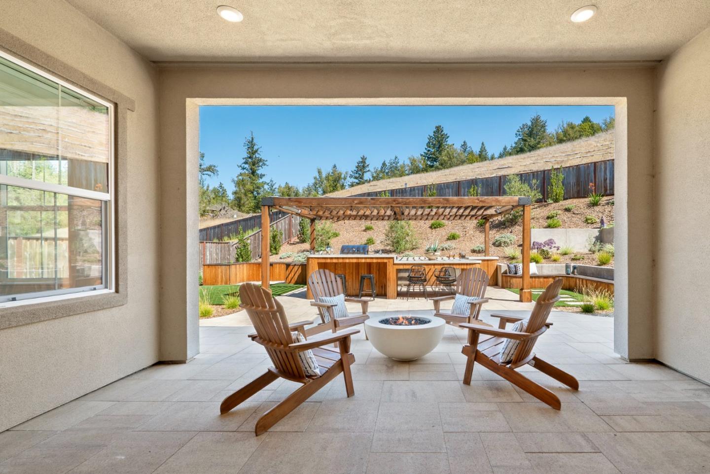 Detail Gallery Image 50 of 81 For 105 Shady Oak Way, Scotts Valley,  CA 95066 - 4 Beds | 3/1 Baths