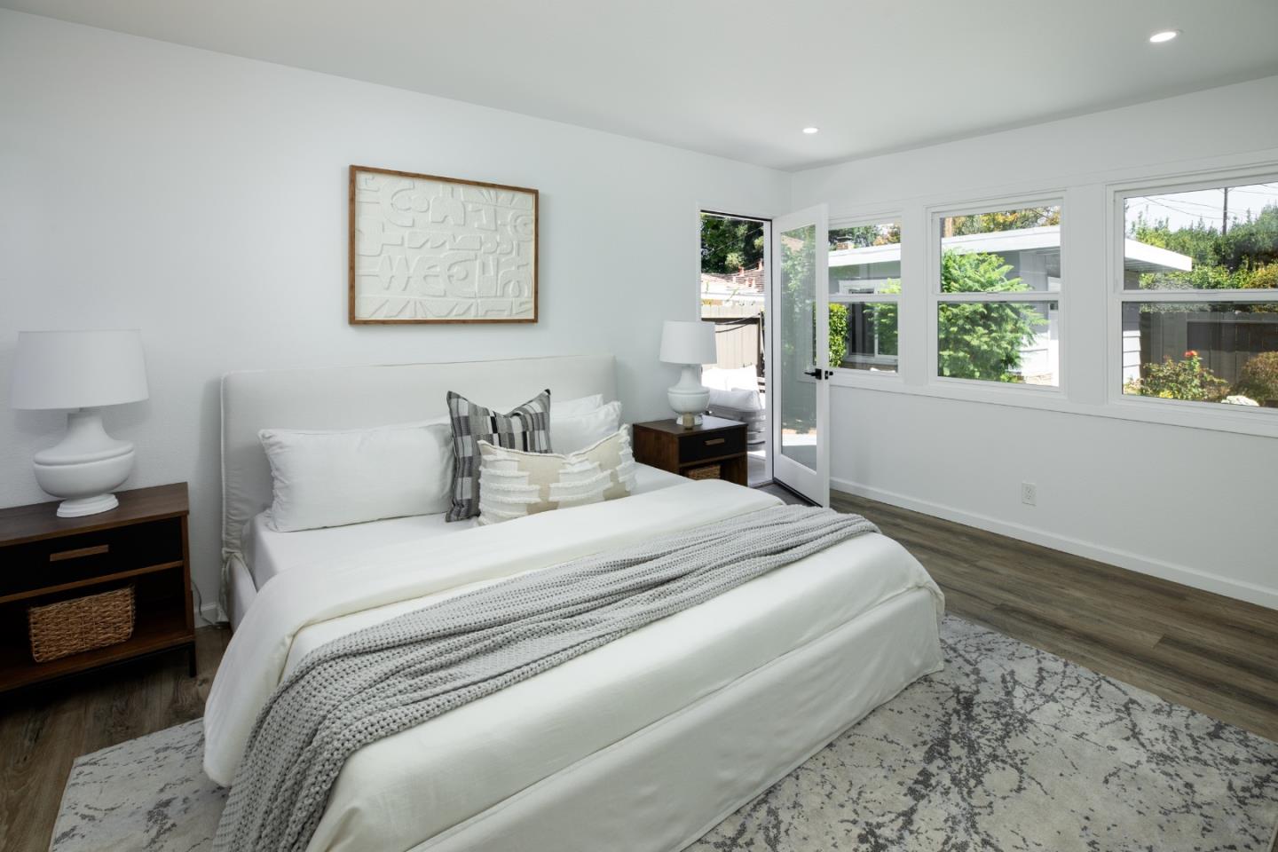 Detail Gallery Image 21 of 33 For 1432 Ernestine Ln, Mountain View,  CA 94040 - 3 Beds | 2 Baths