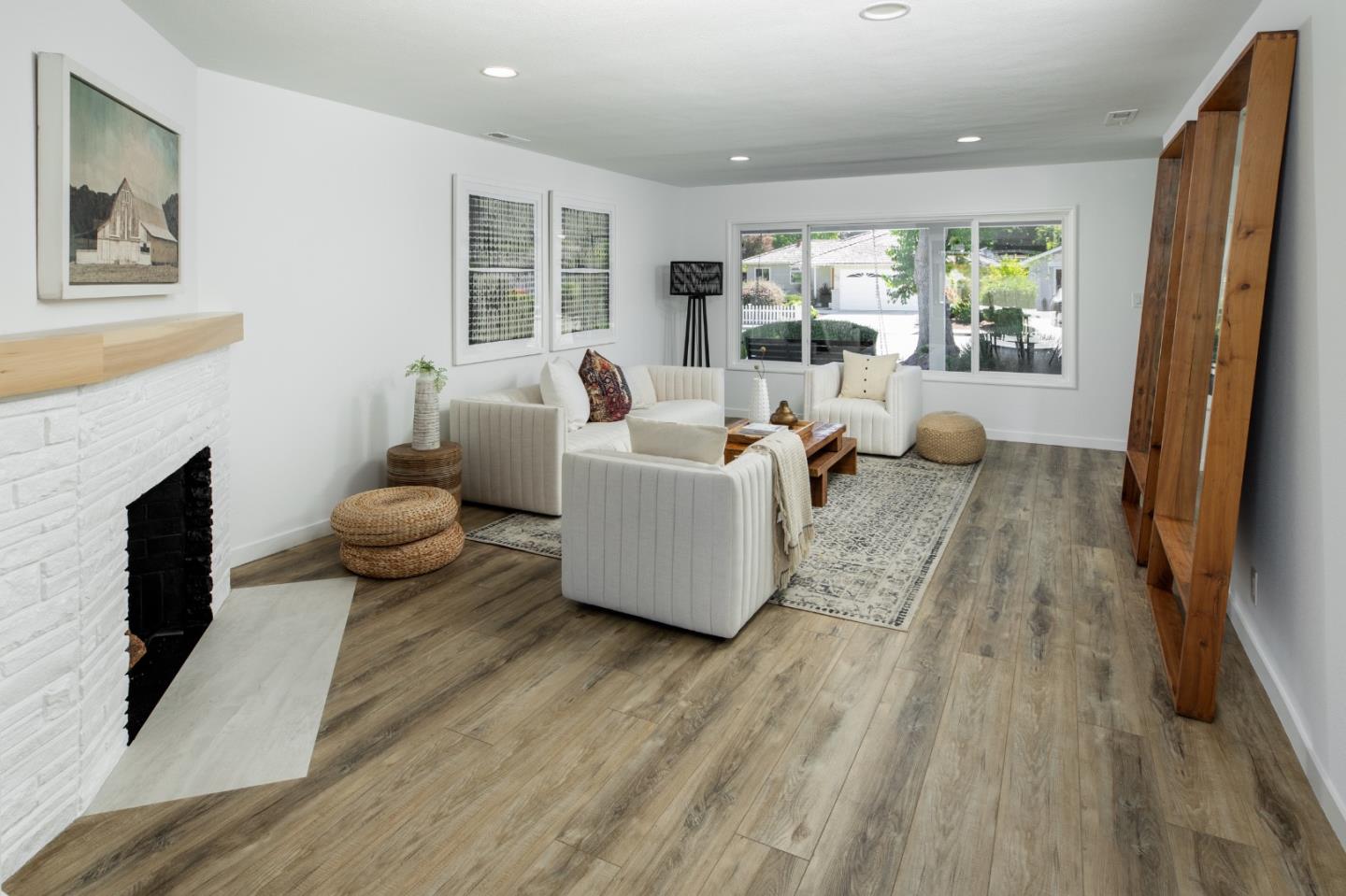 Detail Gallery Image 7 of 33 For 1432 Ernestine Ln, Mountain View,  CA 94040 - 3 Beds | 2 Baths