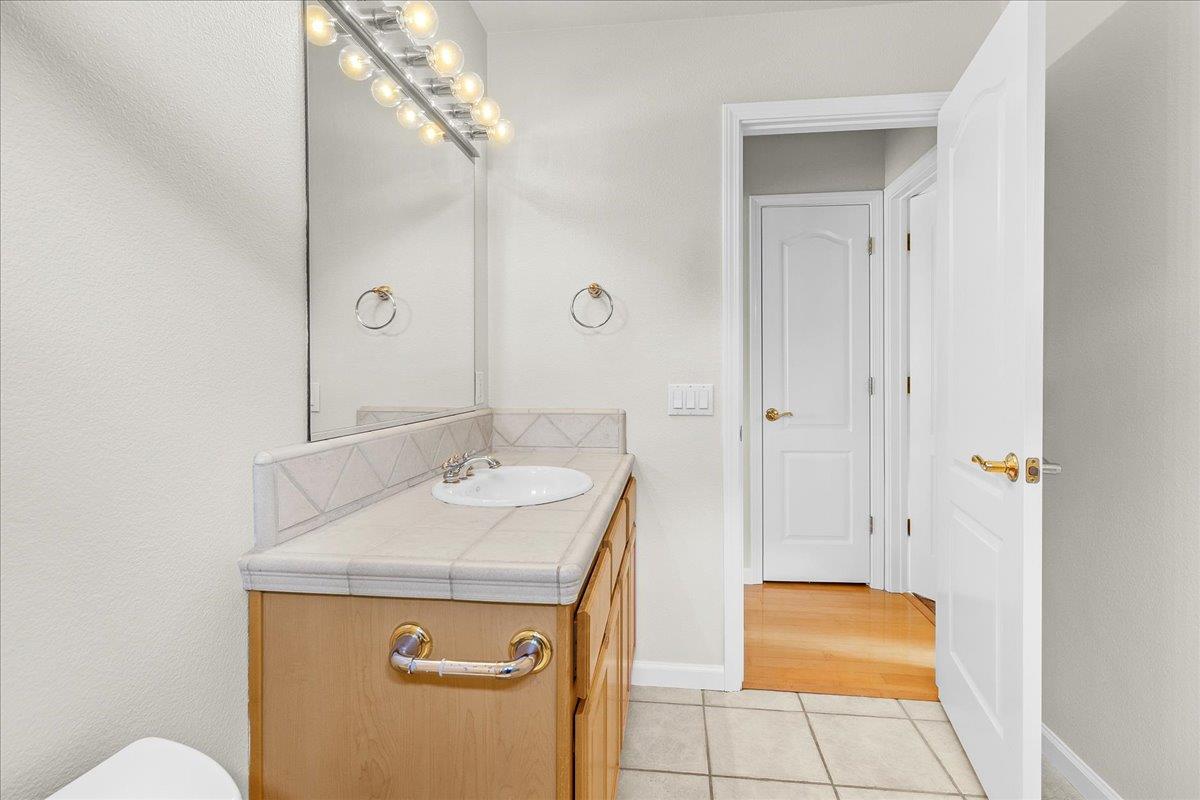 Detail Gallery Image 15 of 27 For 817 Lewis Rd, Royal Oaks,  CA 95076 - 3 Beds | 2 Baths