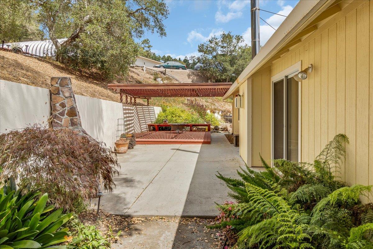 Detail Gallery Image 20 of 27 For 817 Lewis Rd, Royal Oaks,  CA 95076 - 3 Beds | 2 Baths