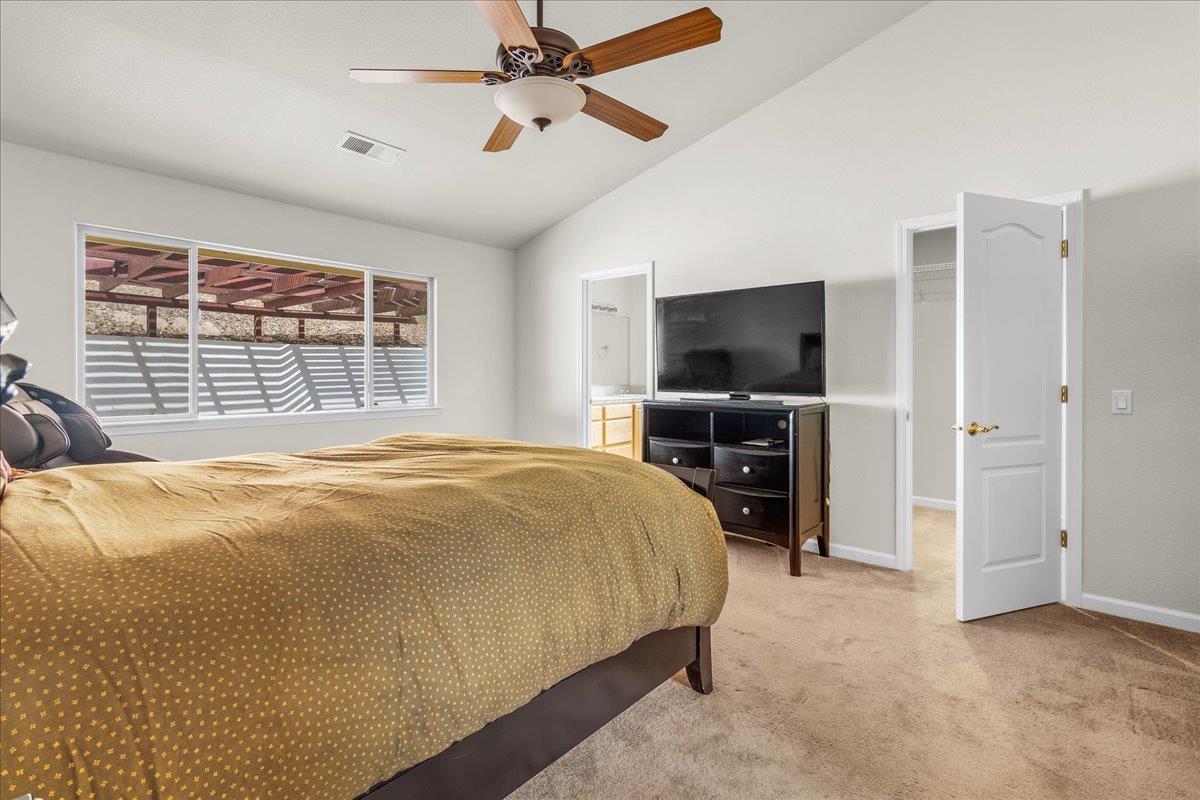 Detail Gallery Image 9 of 27 For 817 Lewis Rd, Royal Oaks,  CA 95076 - 3 Beds | 2 Baths