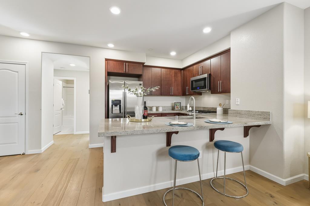 Detail Gallery Image 18 of 50 For 1036 Onofrio Ln #6,  San Jose,  CA 95131 - 2 Beds | 2 Baths