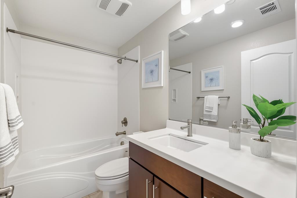 Detail Gallery Image 33 of 50 For 1036 Onofrio Ln #6,  San Jose,  CA 95131 - 2 Beds | 2 Baths