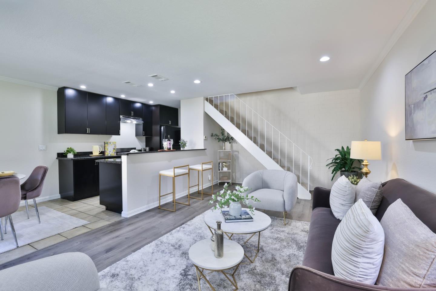 Detail Gallery Image 2 of 24 For 4768 Hatfield Walk #2,  San Jose,  CA 95124 - 2 Beds | 1 Baths