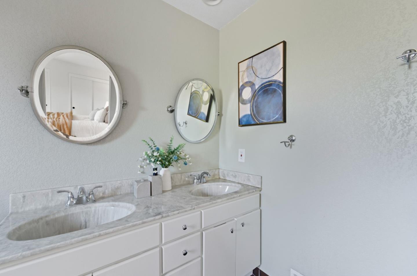 Detail Gallery Image 26 of 47 For 1741 Harte Dr, San Jose,  CA 95124 - 5 Beds | 2/1 Baths