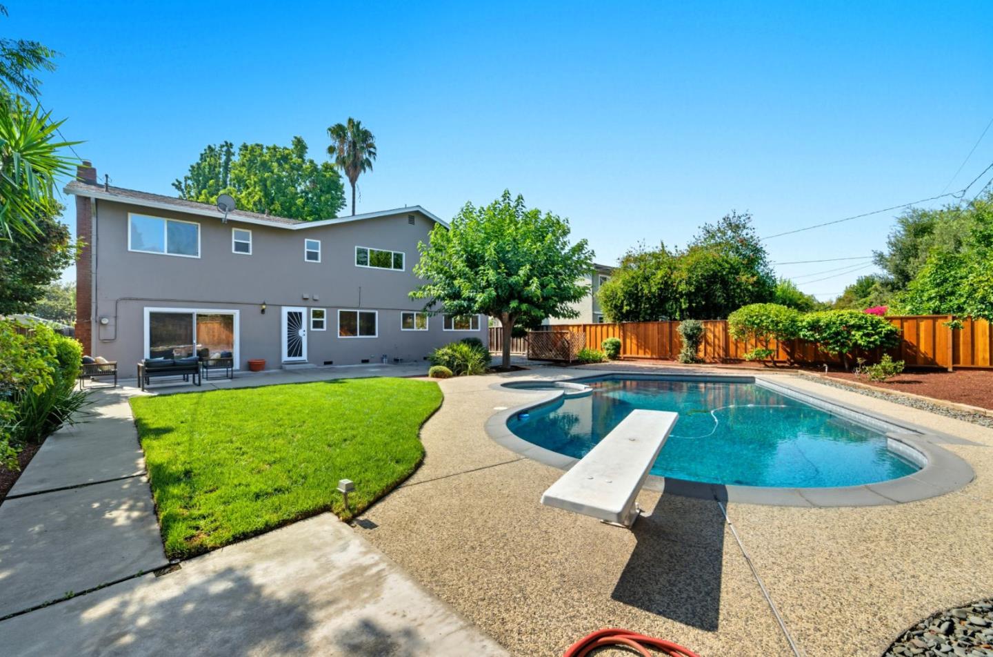 Detail Gallery Image 36 of 47 For 1741 Harte Dr, San Jose,  CA 95124 - 5 Beds | 2/1 Baths