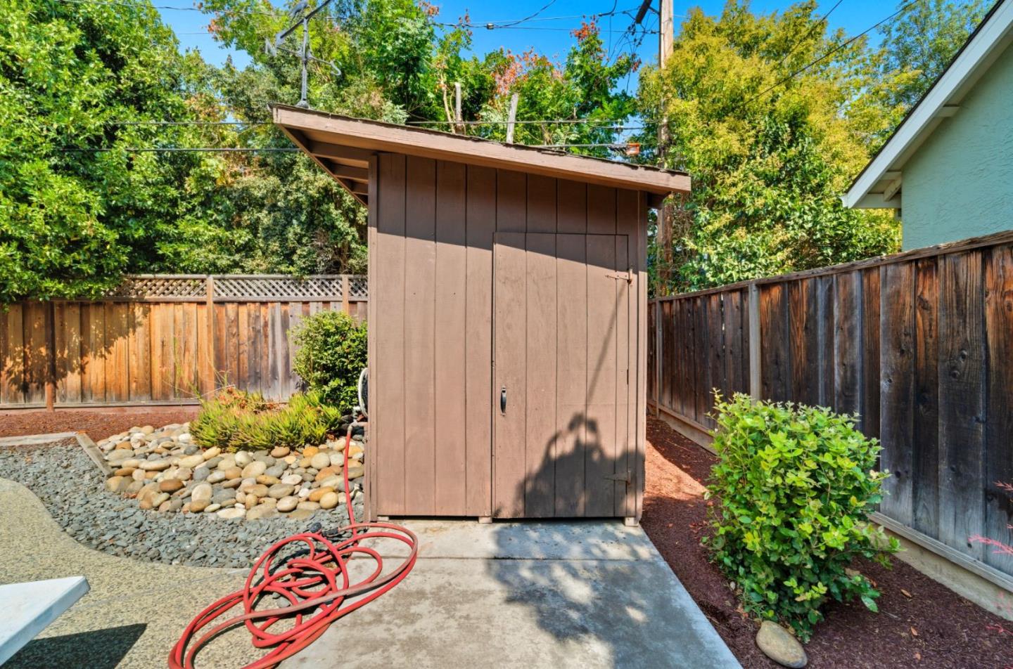 Detail Gallery Image 40 of 47 For 1741 Harte Dr, San Jose,  CA 95124 - 5 Beds | 2/1 Baths