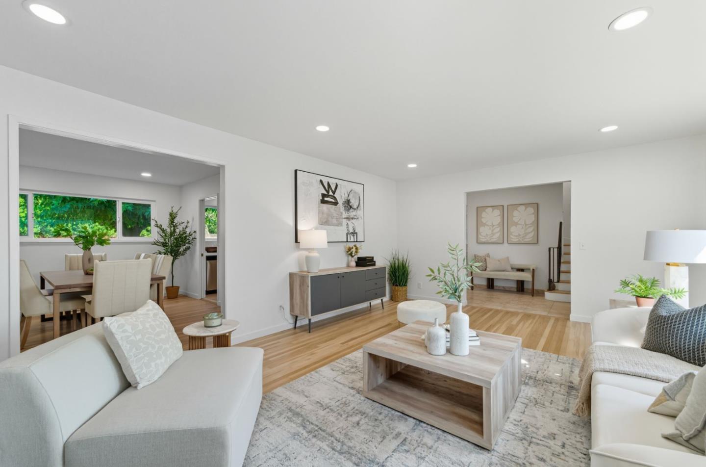 Detail Gallery Image 7 of 47 For 1741 Harte Dr, San Jose,  CA 95124 - 5 Beds | 2/1 Baths