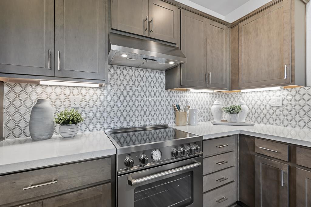 Detail Gallery Image 10 of 35 For 922 Magnolia Ter #8,  Sunnyvale,  CA 94086 - 2 Beds | 2/1 Baths