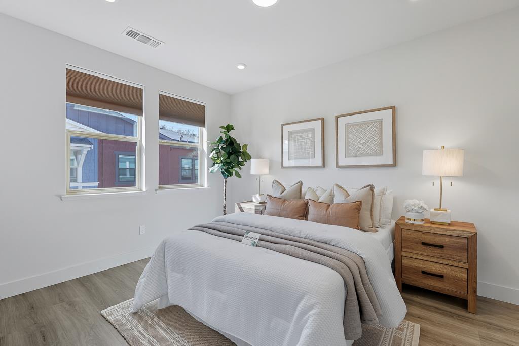 Detail Gallery Image 15 of 35 For 922 Magnolia Ter #8,  Sunnyvale,  CA 94086 - 2 Beds | 2/1 Baths