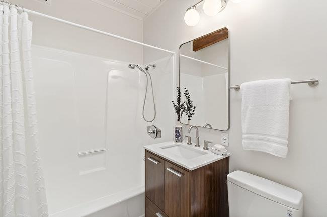 Detail Gallery Image 36 of 63 For 3638 Bryant St, Palo Alto,  CA 94306 - 3 Beds | 2 Baths