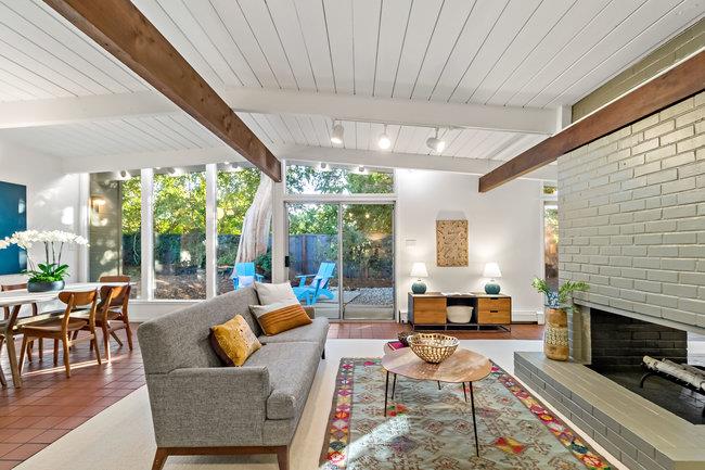 Detail Gallery Image 5 of 63 For 3638 Bryant St, Palo Alto,  CA 94306 - 3 Beds | 2 Baths