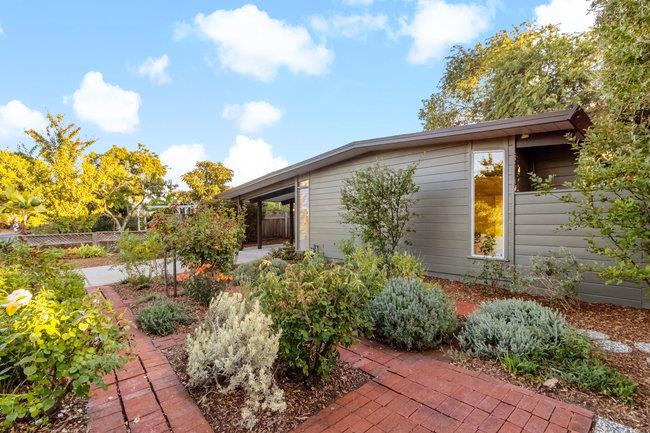 Detail Gallery Image 59 of 63 For 3638 Bryant St, Palo Alto,  CA 94306 - 3 Beds | 2 Baths