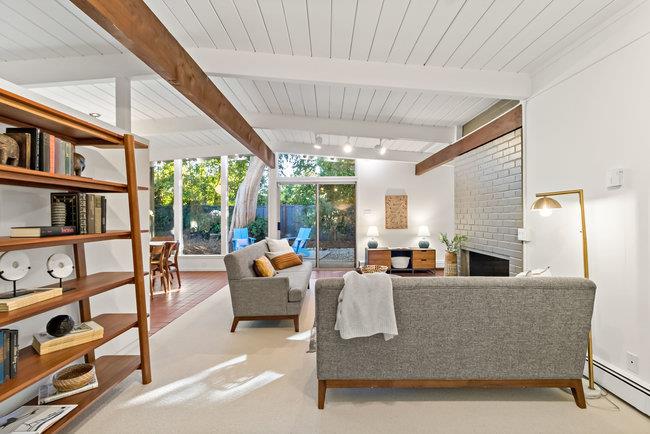Detail Gallery Image 9 of 63 For 3638 Bryant St, Palo Alto,  CA 94306 - 3 Beds | 2 Baths