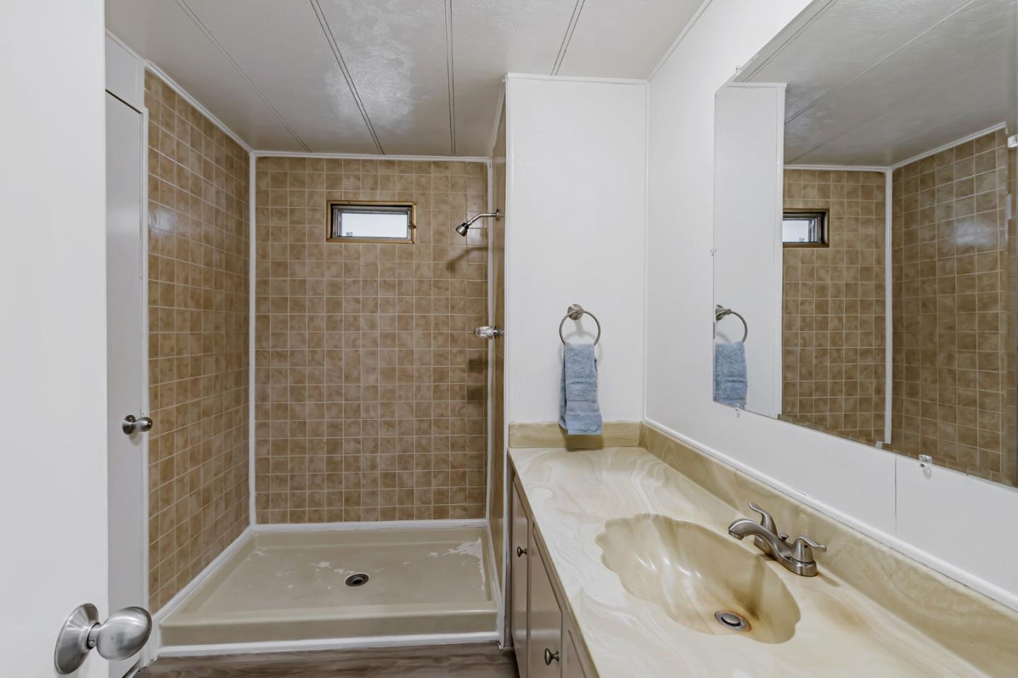 Detail Gallery Image 19 of 29 For 1075 Space Park Way #301,  Mountain View,  CA 94043 - 2 Beds | 2 Baths