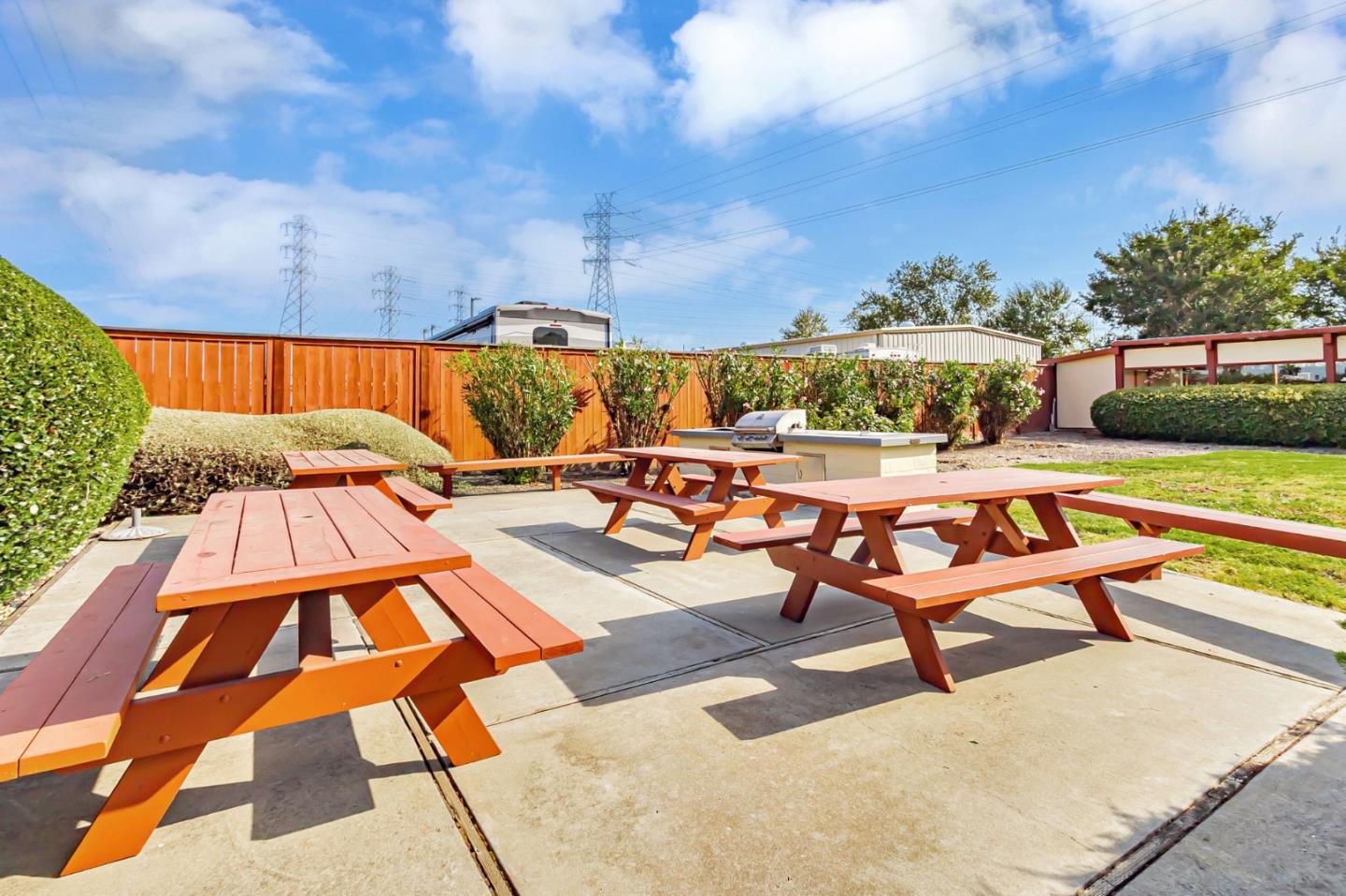 Detail Gallery Image 24 of 29 For 1075 Space Park Way #301,  Mountain View,  CA 94043 - 2 Beds | 2 Baths