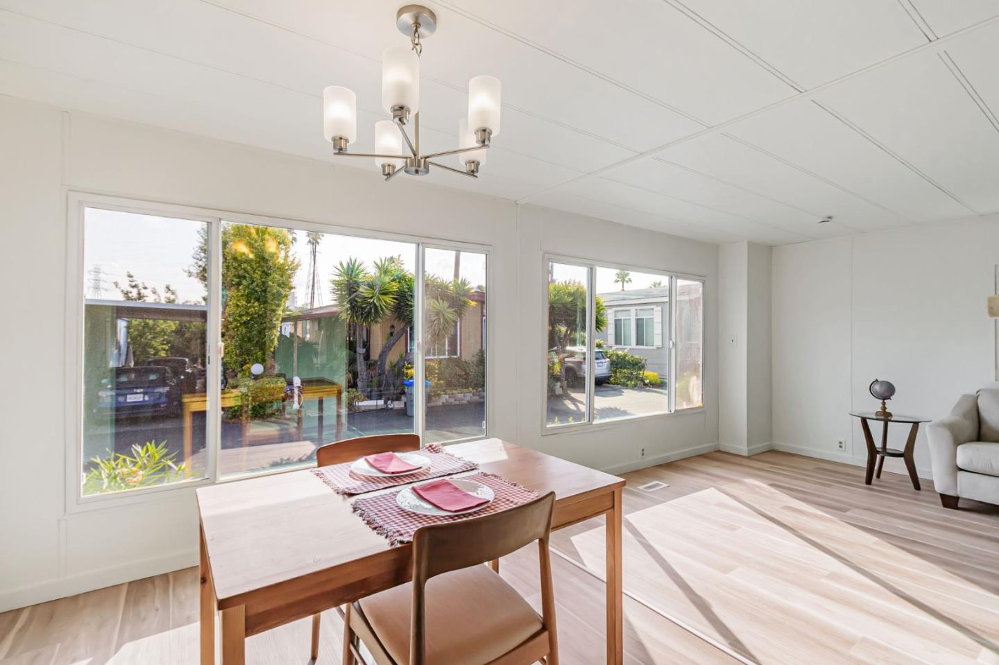 Detail Gallery Image 9 of 29 For 1075 Space Park Way #301,  Mountain View,  CA 94043 - 2 Beds | 2 Baths