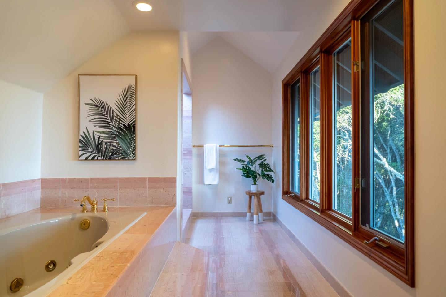 Detail Gallery Image 27 of 60 For 625 Quail Run Rd, Aptos,  CA 95003 - 3 Beds | 3/1 Baths