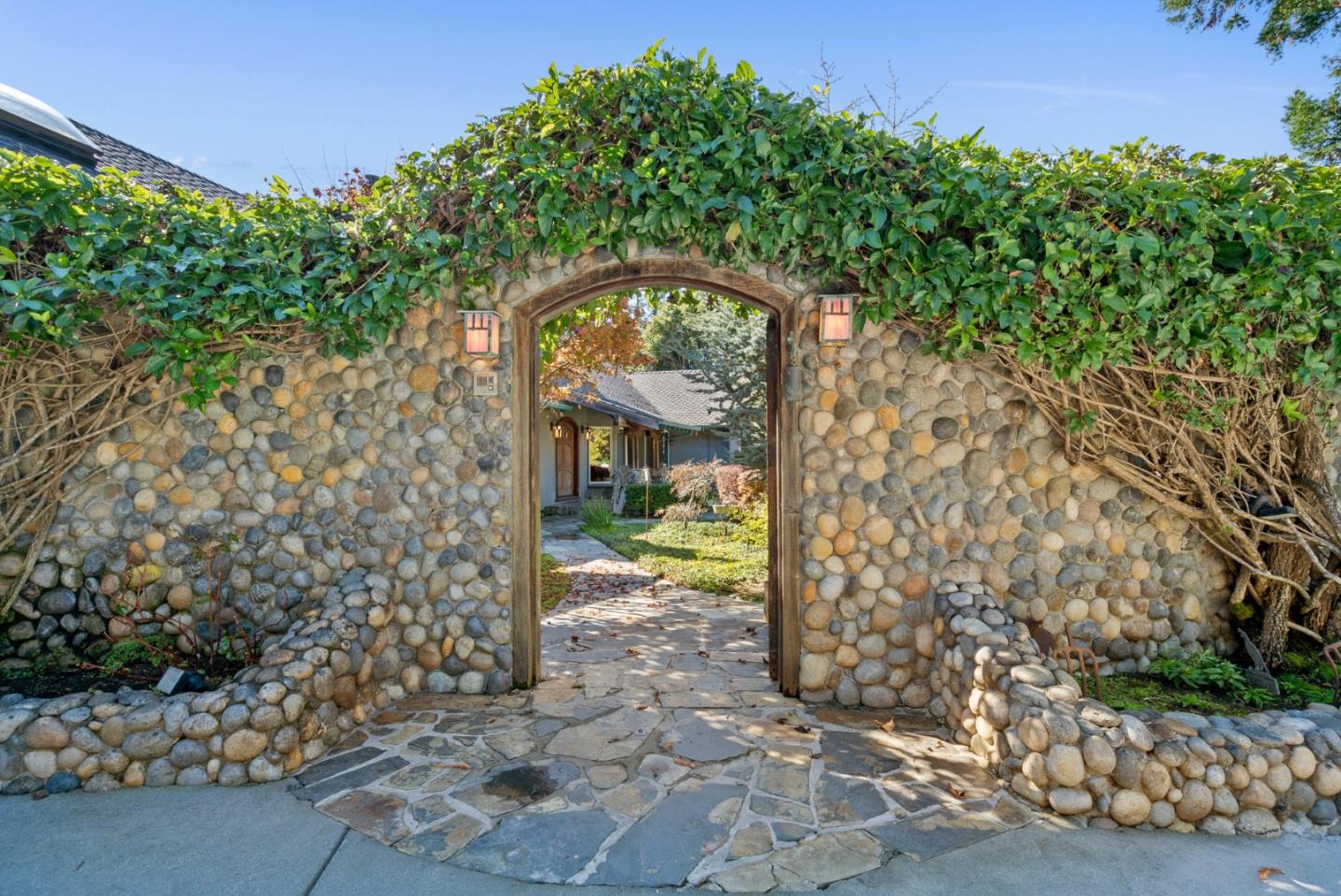 Detail Gallery Image 78 of 98 For 625 Quail Run Rd, Aptos,  CA 95003 - 3 Beds | 3/1 Baths