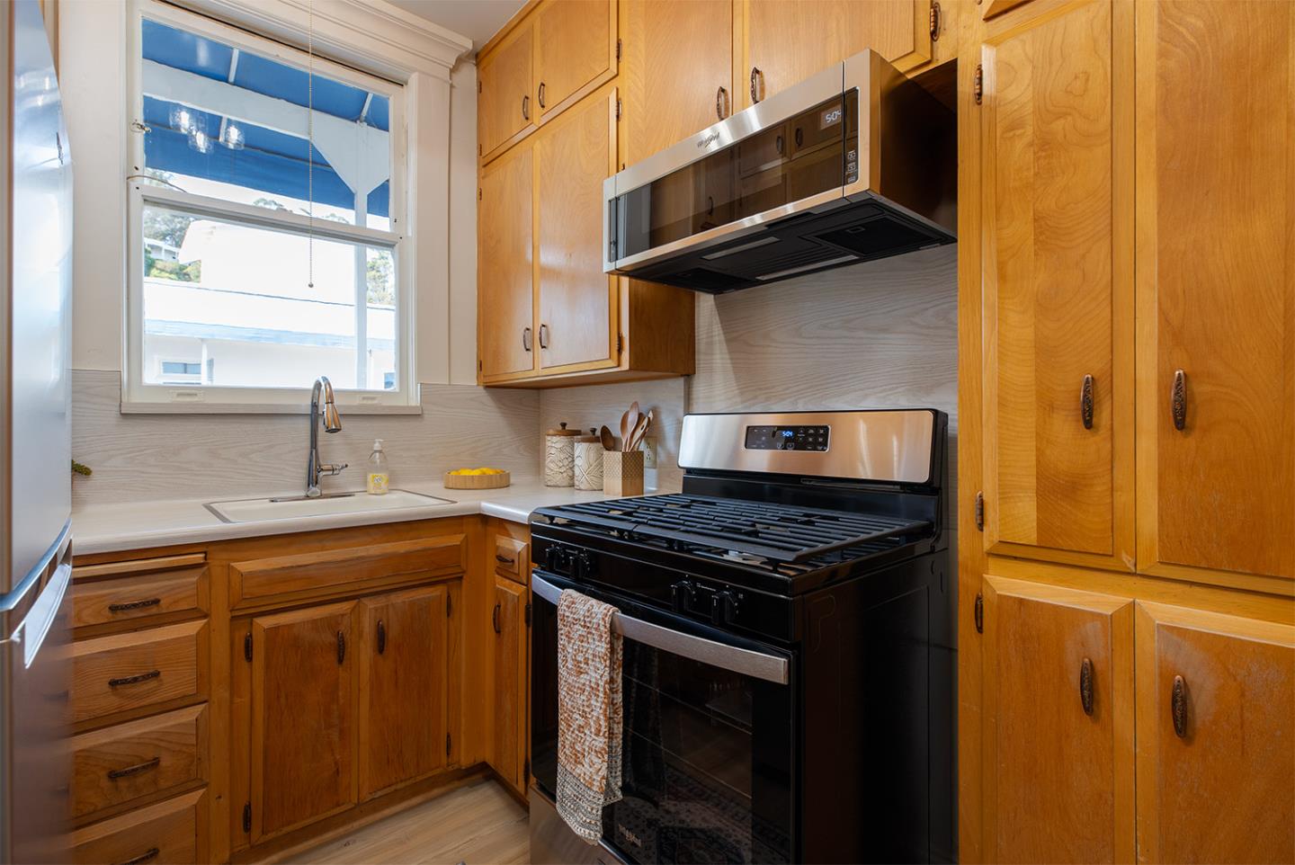 Detail Gallery Image 10 of 46 For 260 High St #204,  Santa Cruz,  CA 95060 - 0 Beds | 1 Baths