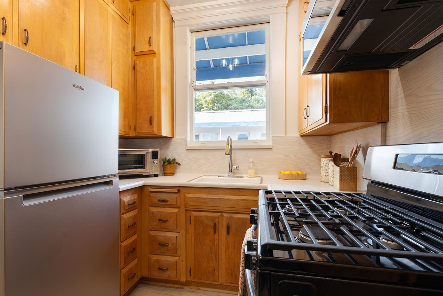 Detail Gallery Image 11 of 46 For 260 High St #204,  Santa Cruz,  CA 95060 - 0 Beds | 1 Baths