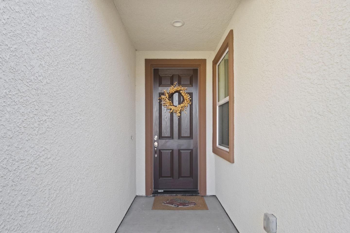 Detail Gallery Image 5 of 31 For 204 North St, Los Banos,  CA 93635 - 4 Beds | 3 Baths