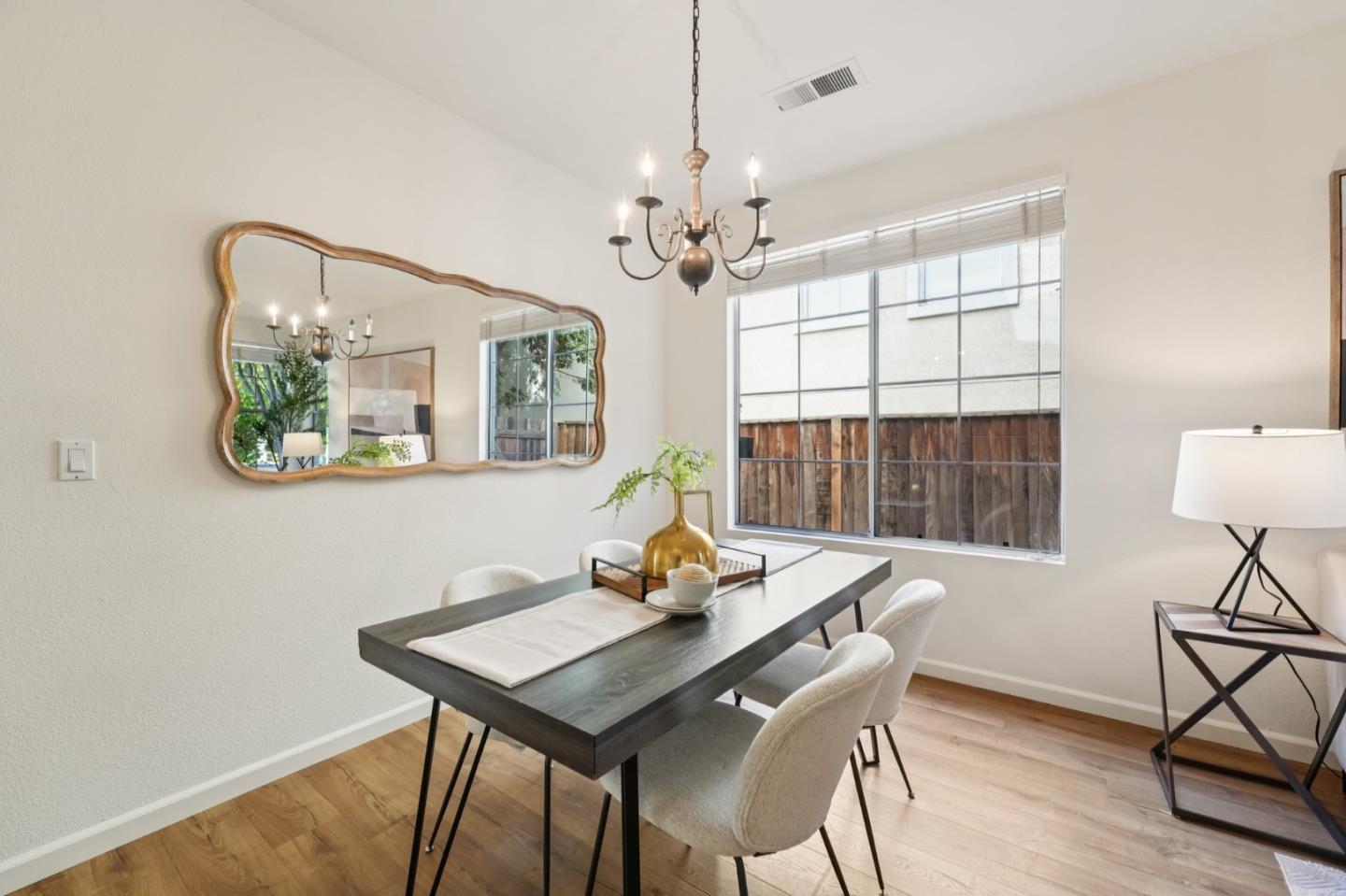 Detail Gallery Image 21 of 89 For 3430 Maroun Pl, San Jose,  CA 95148 - 3 Beds | 2/1 Baths