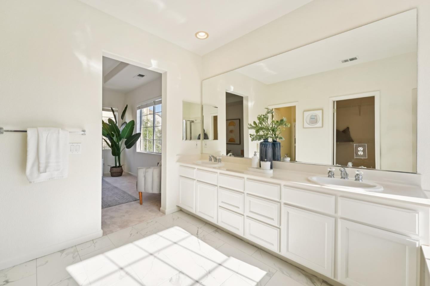 Detail Gallery Image 38 of 89 For 3430 Maroun Pl, San Jose,  CA 95148 - 3 Beds | 2/1 Baths