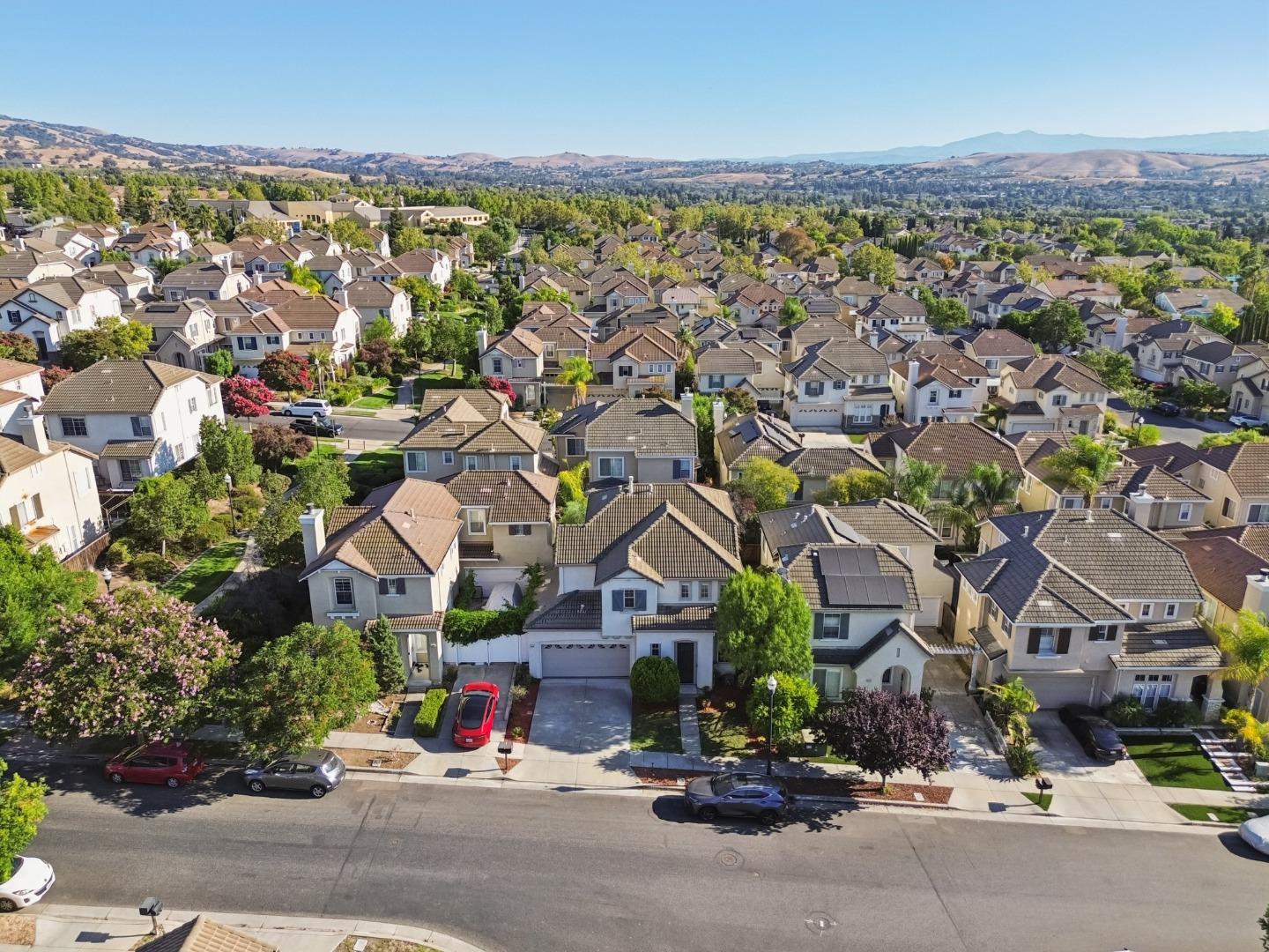 Detail Gallery Image 80 of 89 For 3430 Maroun Pl, San Jose,  CA 95148 - 3 Beds | 2/1 Baths