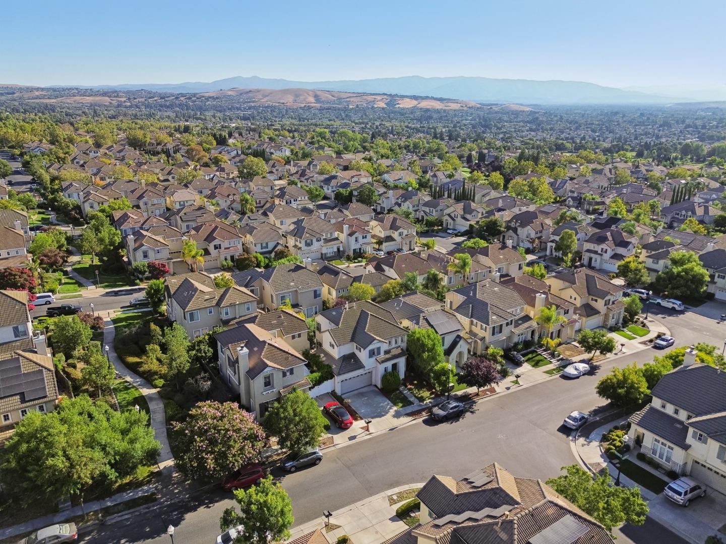 Detail Gallery Image 82 of 89 For 3430 Maroun Pl, San Jose,  CA 95148 - 3 Beds | 2/1 Baths
