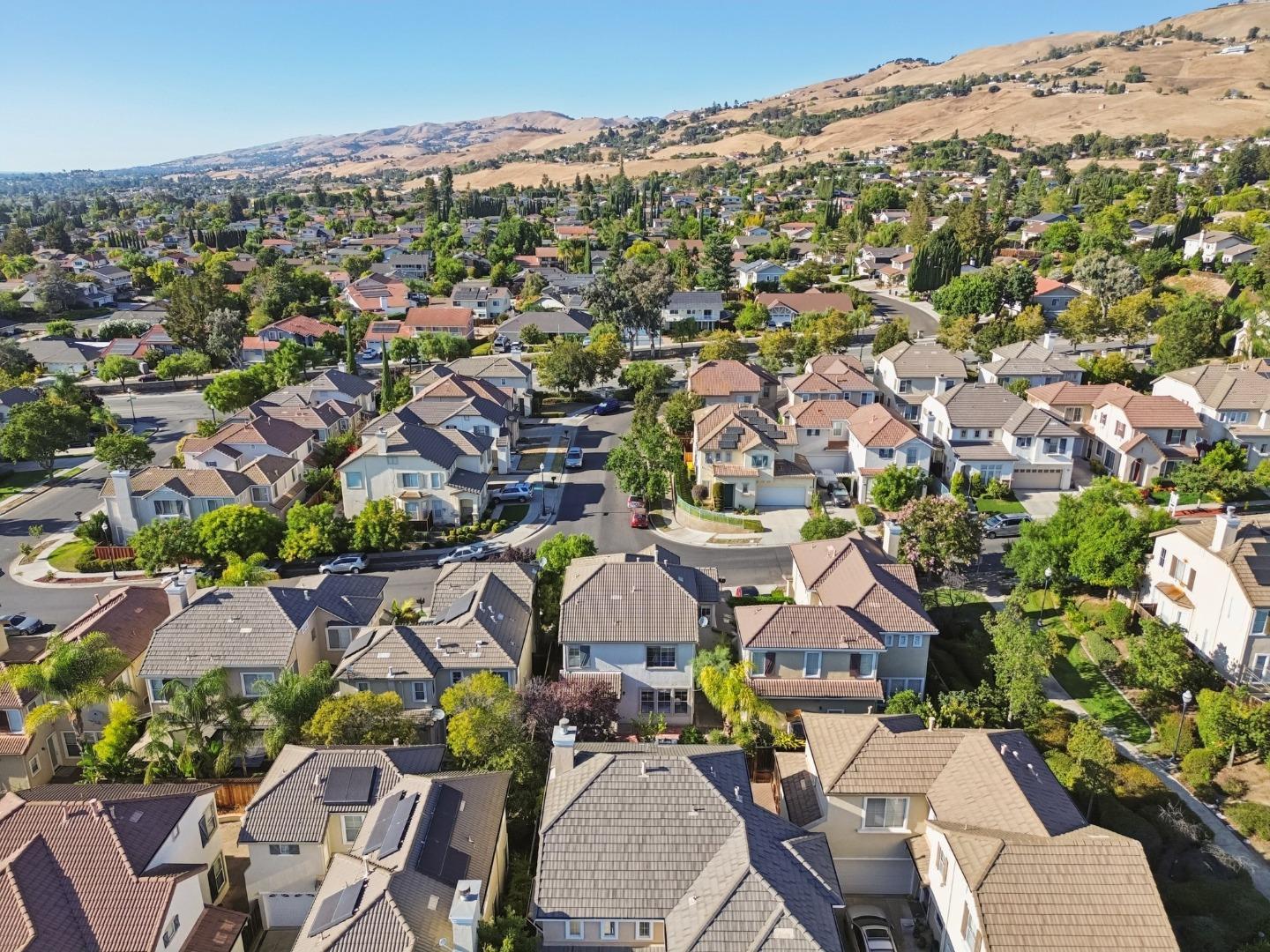 Detail Gallery Image 85 of 89 For 3430 Maroun Pl, San Jose,  CA 95148 - 3 Beds | 2/1 Baths