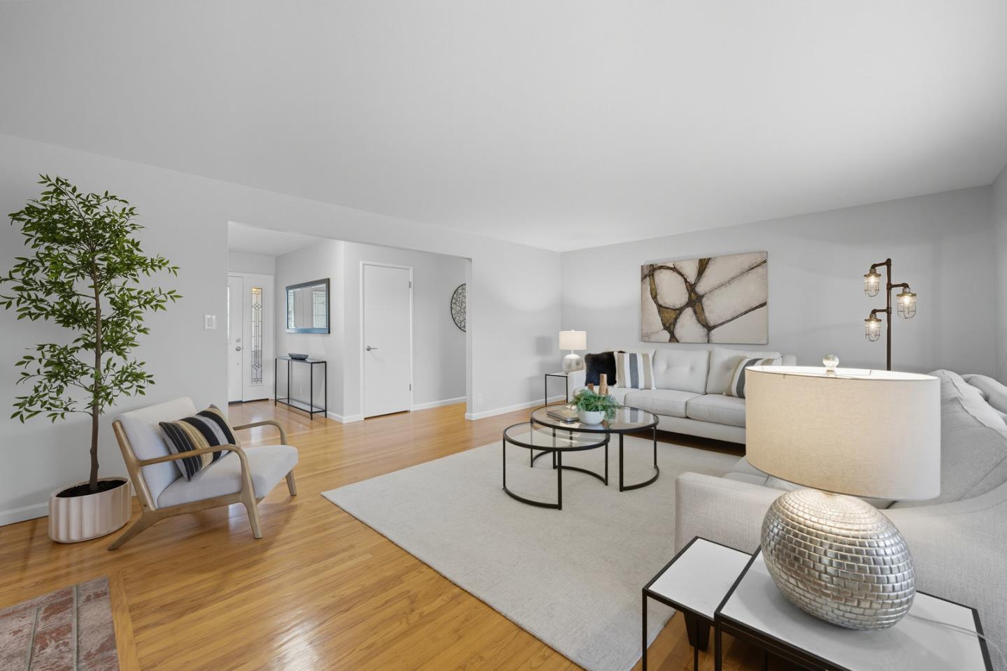 Detail Gallery Image 13 of 28 For 1479 Blackhawk Ct, Sunnyvale,  CA 94087 - 4 Beds | 2 Baths