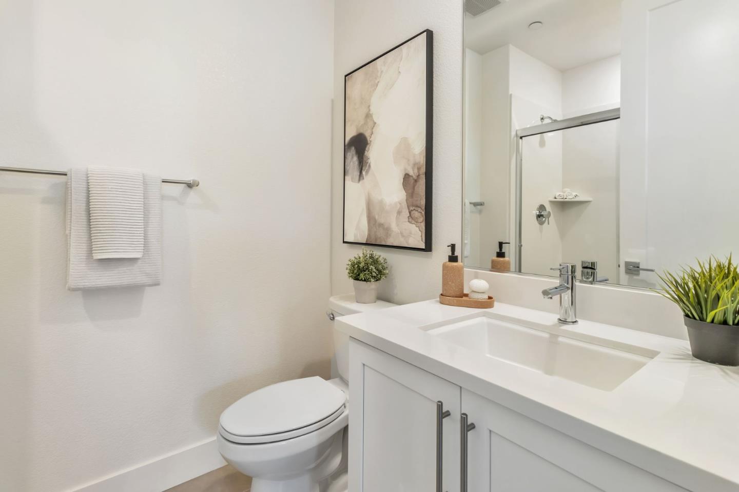 Detail Gallery Image 32 of 41 For 105 Ortega Ave, Mountain View,  CA 94040 - 3 Beds | 3/1 Baths