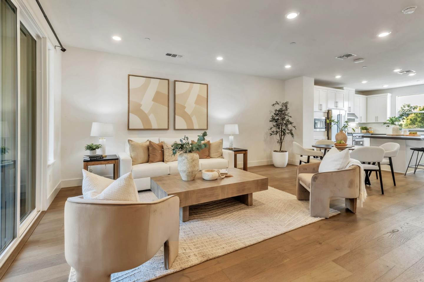 Detail Gallery Image 6 of 41 For 105 Ortega Ave, Mountain View,  CA 94040 - 3 Beds | 3/1 Baths