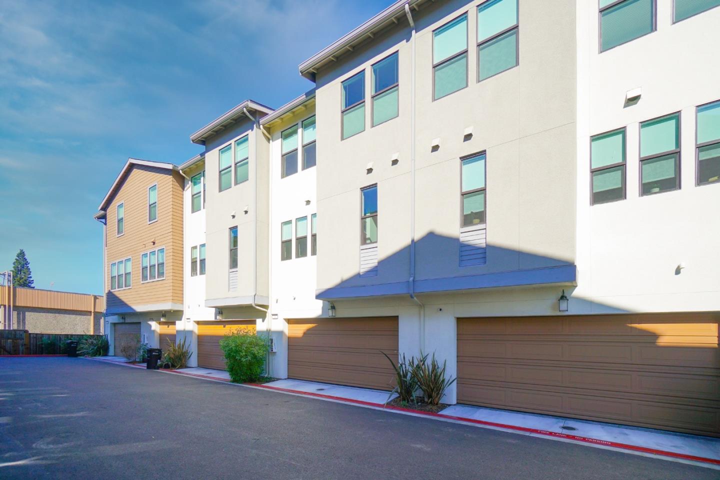 Detail Gallery Image 25 of 27 For 2785 Ball Pl #4,  Santa Clara,  CA 95051 - 4 Beds | 3/1 Baths