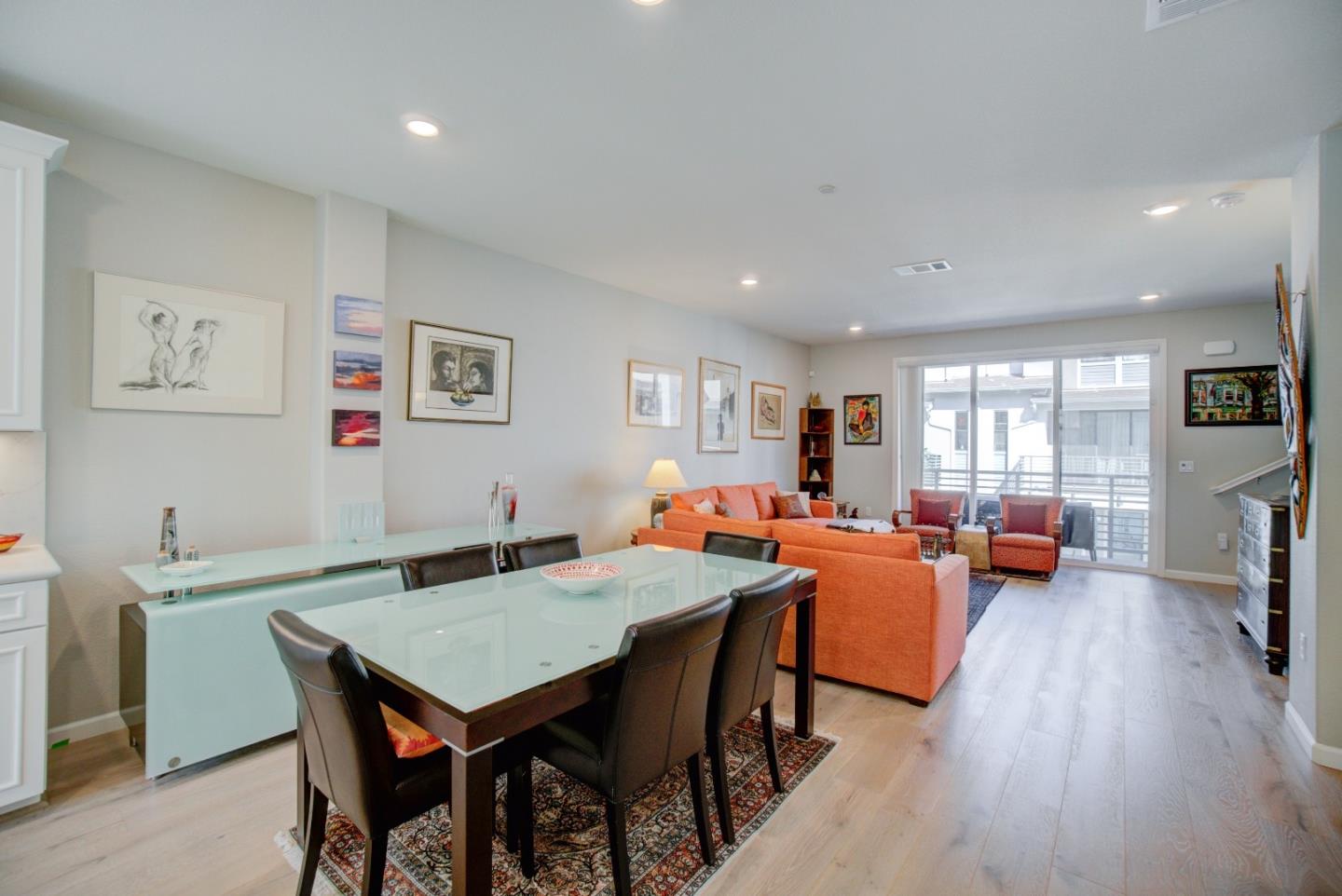 Detail Gallery Image 8 of 27 For 2785 Ball Pl #4,  Santa Clara,  CA 95051 - 4 Beds | 3/1 Baths