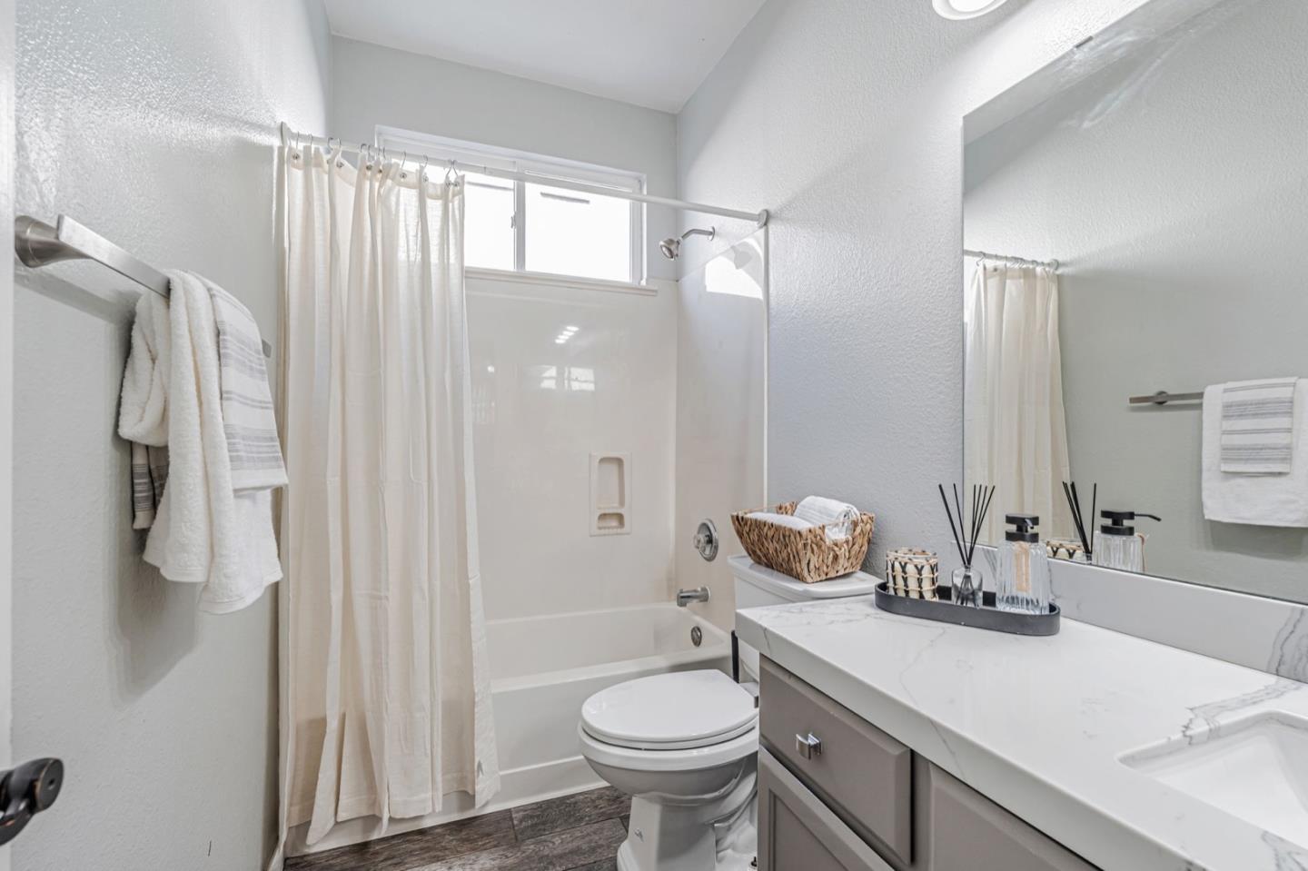 Detail Gallery Image 31 of 43 For 1586 Arrigotti Ln, Tracy,  CA 95377 - 5 Beds | 3 Baths