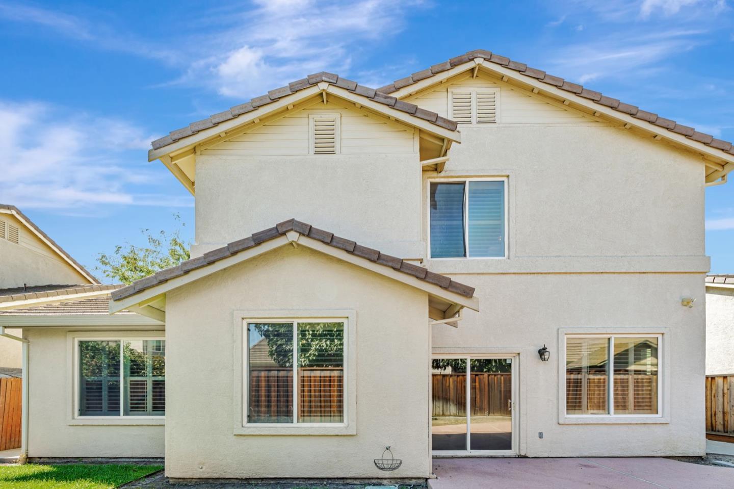 Detail Gallery Image 38 of 43 For 1586 Arrigotti Ln, Tracy,  CA 95377 - 5 Beds | 3 Baths