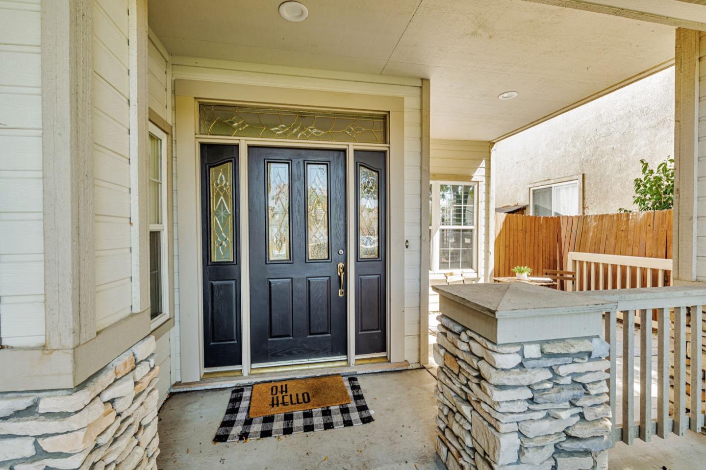 Detail Gallery Image 4 of 43 For 1586 Arrigotti Ln, Tracy,  CA 95377 - 5 Beds | 3 Baths