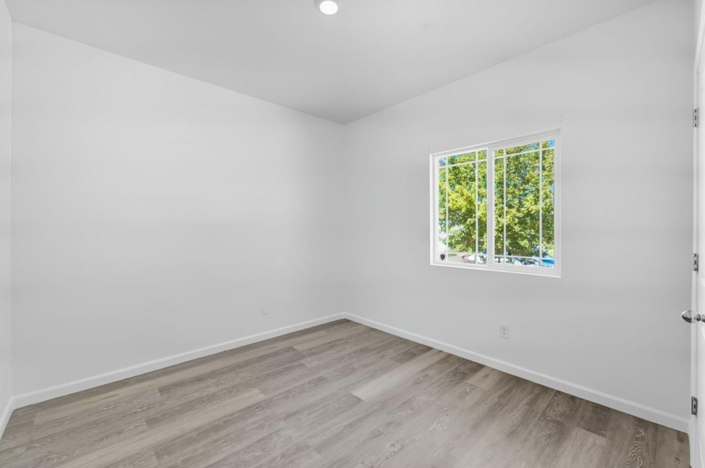 Detail Gallery Image 27 of 35 For 4854 E Goshawk Ct, Stockton,  CA 95215 - 4 Beds | 2 Baths