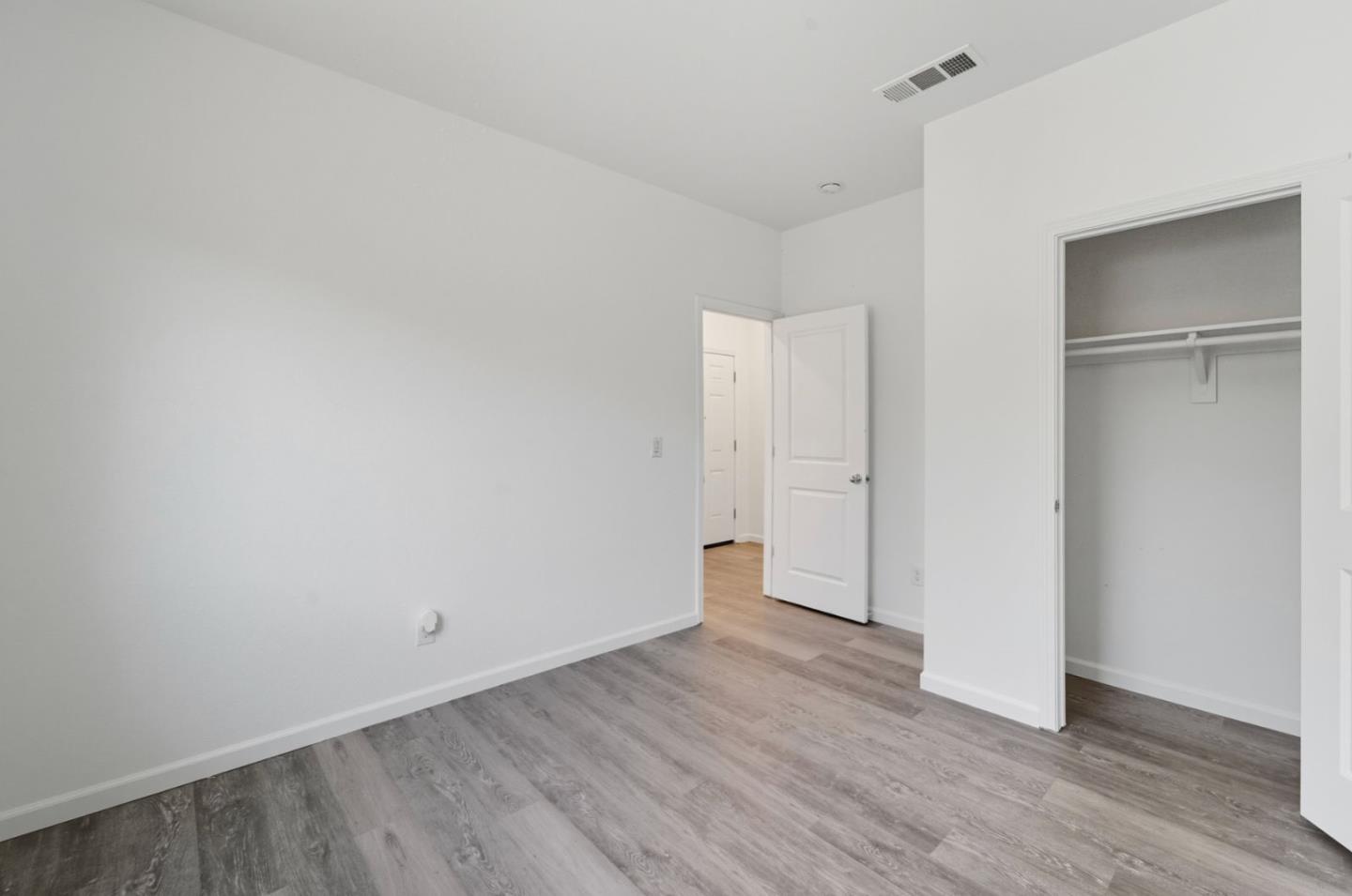 Detail Gallery Image 32 of 35 For 4854 E Goshawk Ct, Stockton,  CA 95215 - 4 Beds | 2 Baths