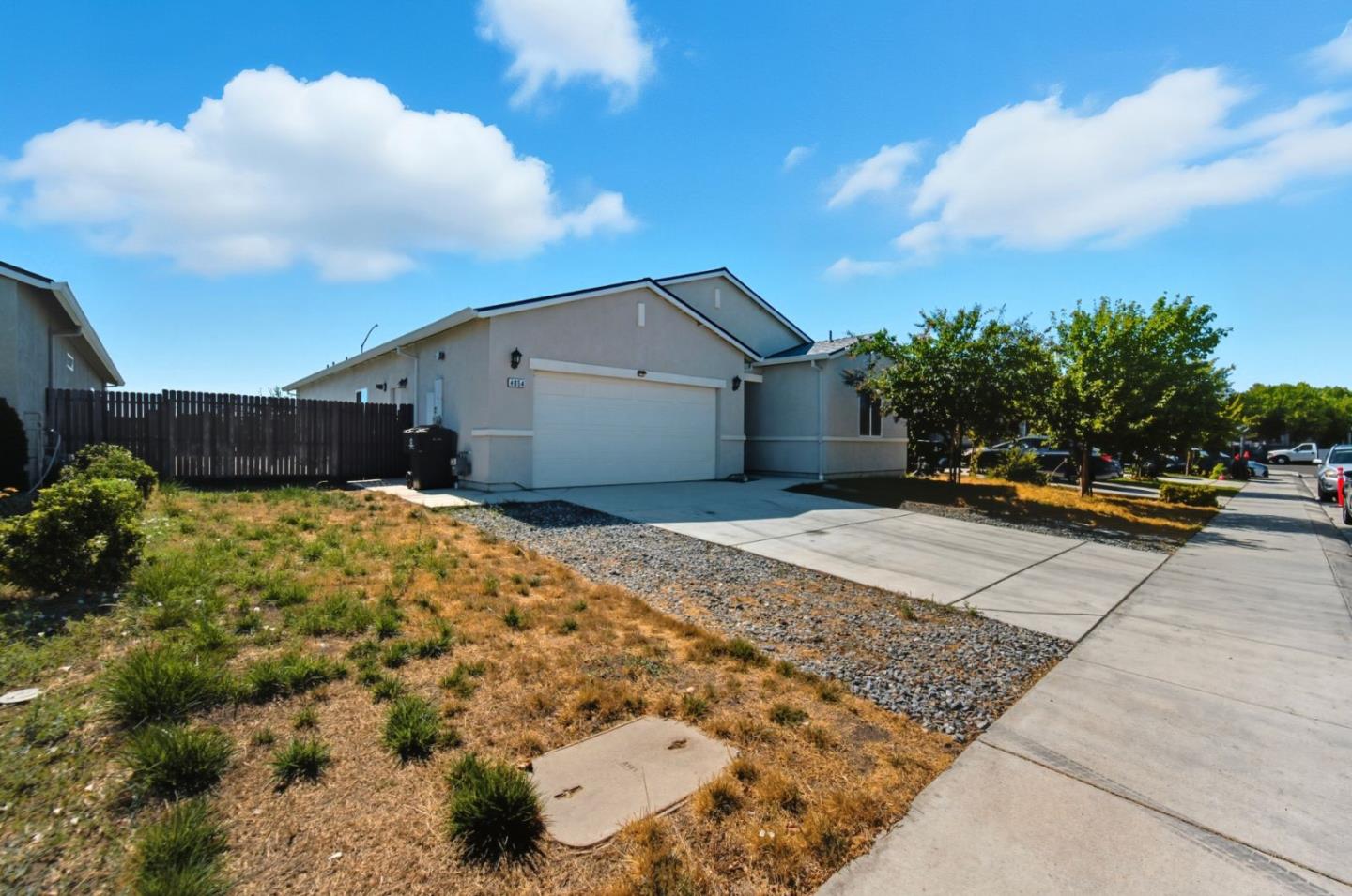 Detail Gallery Image 34 of 35 For 4854 E Goshawk Ct, Stockton,  CA 95215 - 4 Beds | 2 Baths